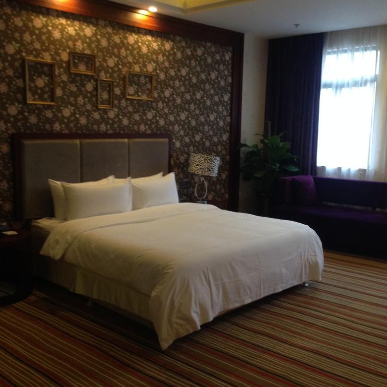 Shidu Purple Yuet Hotel Чунцин Стая снимка